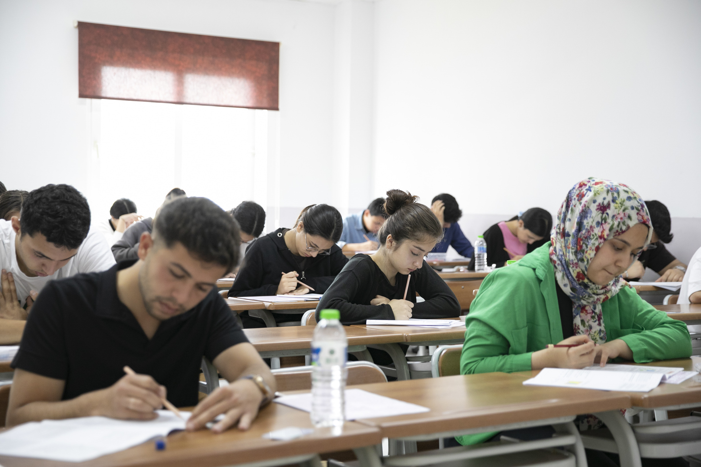 BÜYÜKŞEHİR’İN KURS MERKEZLERİ BAŞARI ÇITASINI YÜKSELTİYOR