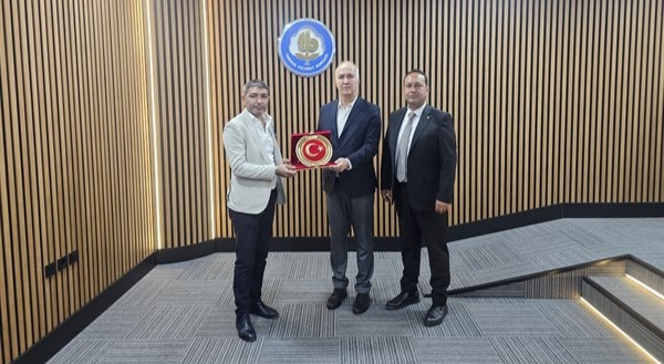 PROF. DR. SERKAN SELLİ, TARSUS TİCARET BORSASI’NIN NİSAN AYI MECLİS TOPLANTISI’NA KATILDI