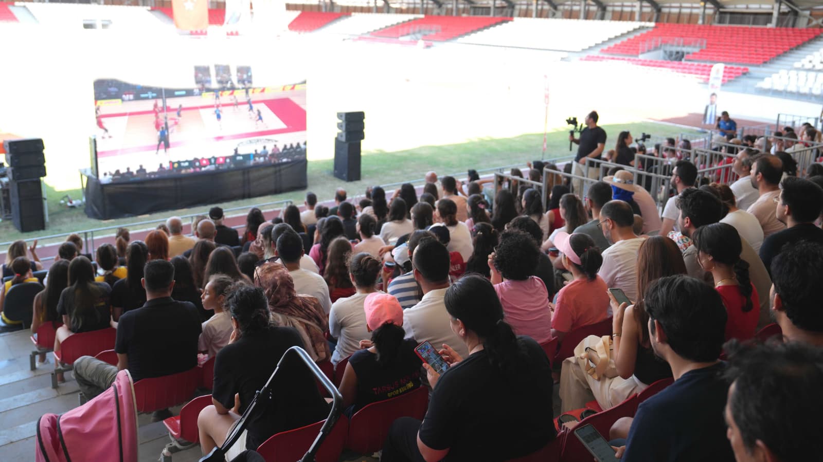 TARSUS’TA MİLLÎ HEYECAN VE ETKİNLİK BİR ARADA YAŞANDI