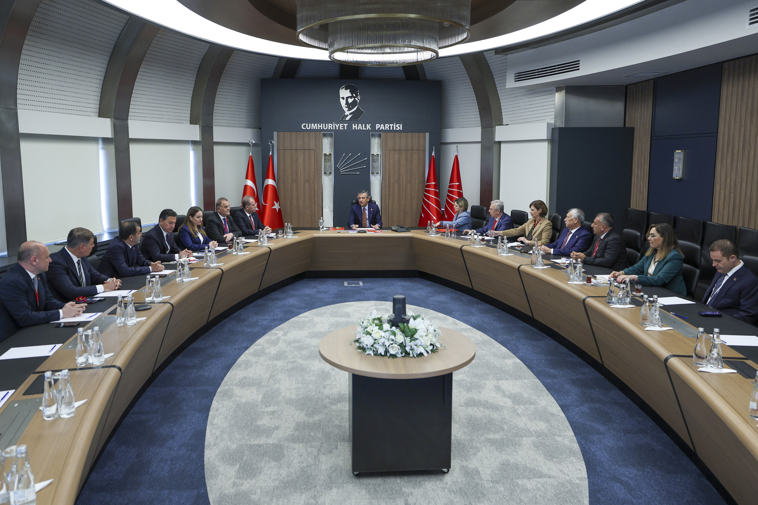 BAŞKAN SEÇER, CHP’NİN ‘BELEDİYE BAŞKANLARI BULUŞMASI’NA KATILDI