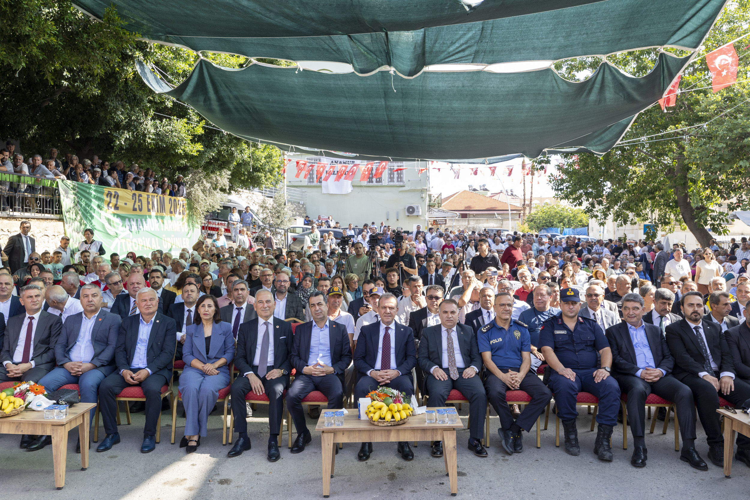 BAŞKAN SEÇER, ‘2. ANAMUR TARIM VE TROPİKAL ÜRÜNLER FUARI’NA KATILDI