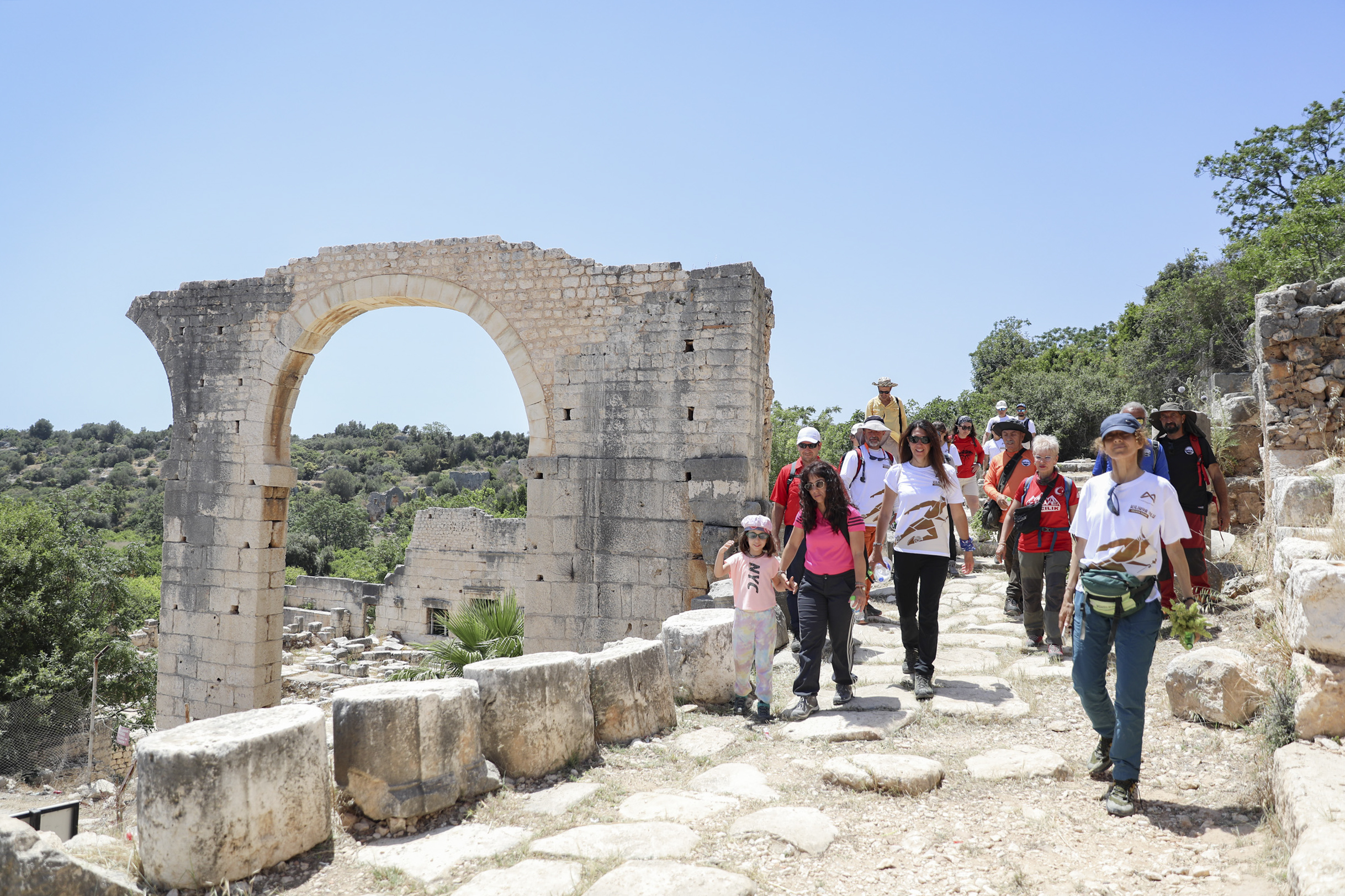BÜYÜKŞEHİR BELEDİYESİ KİLİKYA’NIN MİRASINI GELECEĞE TAŞIYOR