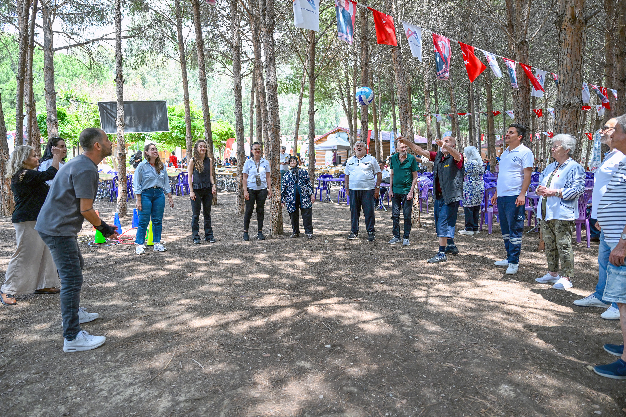 BÜYÜKŞEHİR’DEN HASTALARI VE HASTA YAKINLARINI MUTLU EDEN PROGRAM