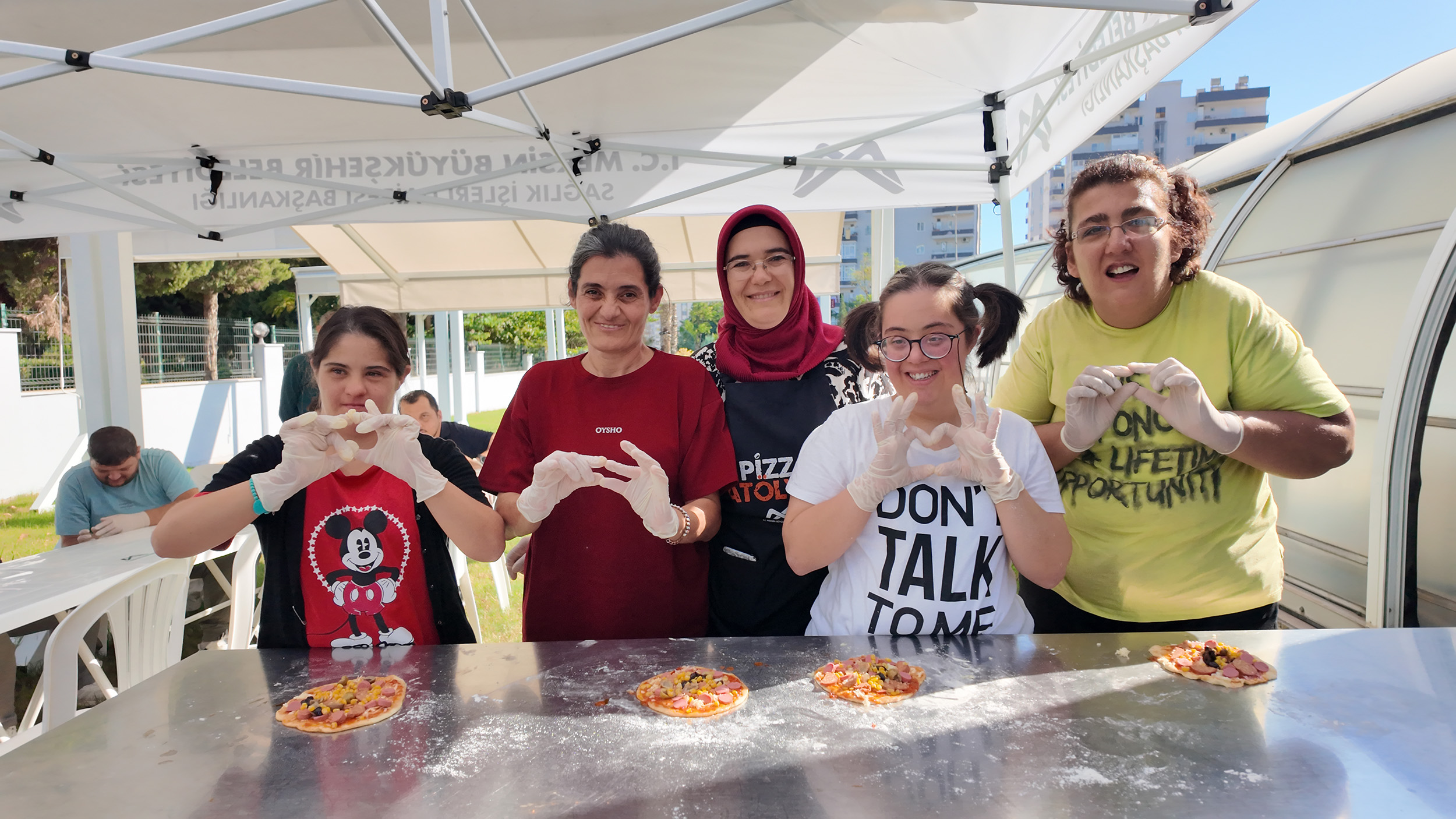 BÜYÜKŞEHİR’LE ENGELSİZ MUTFAK, ENFES YEMEKLER ÖZEL GEREKSİNİMLİ BİREYLERLE LEZZET DOLU BİR GÜN