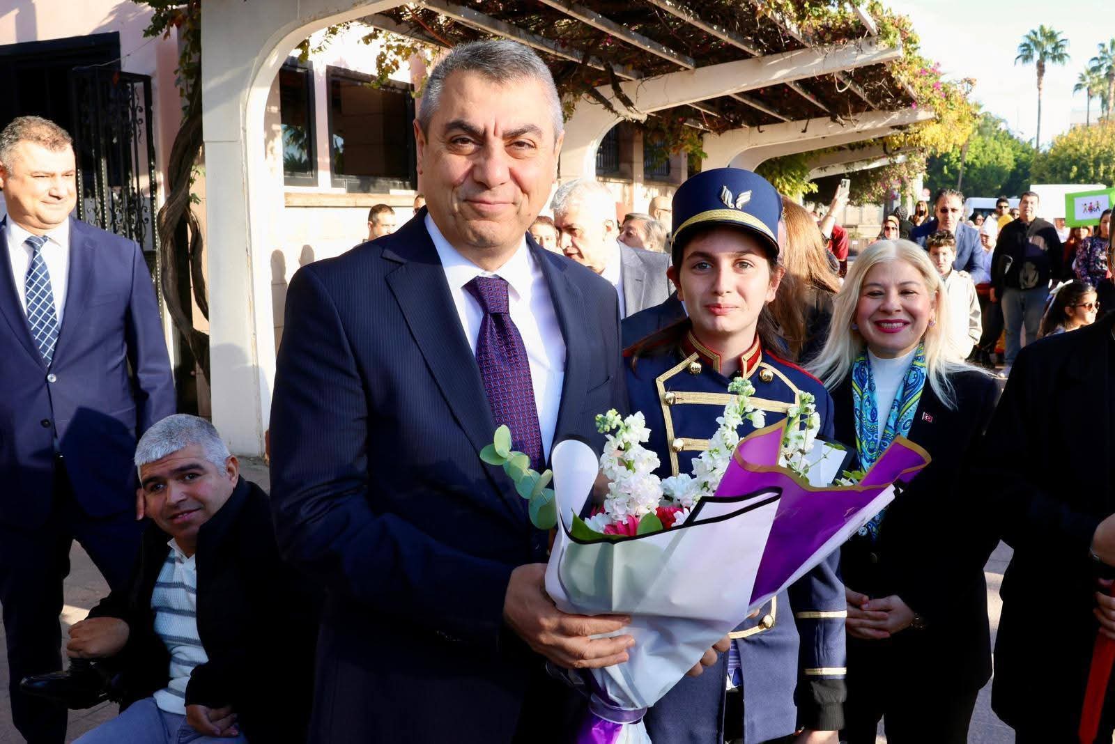 MERSİN VALİSİ ATİLLA TOROS, 3 ARALIK DÜNYA ENGELLİLER GÜNÜ KAPSAMINDA DÜZENLENEN PROGRAMA KATILDI