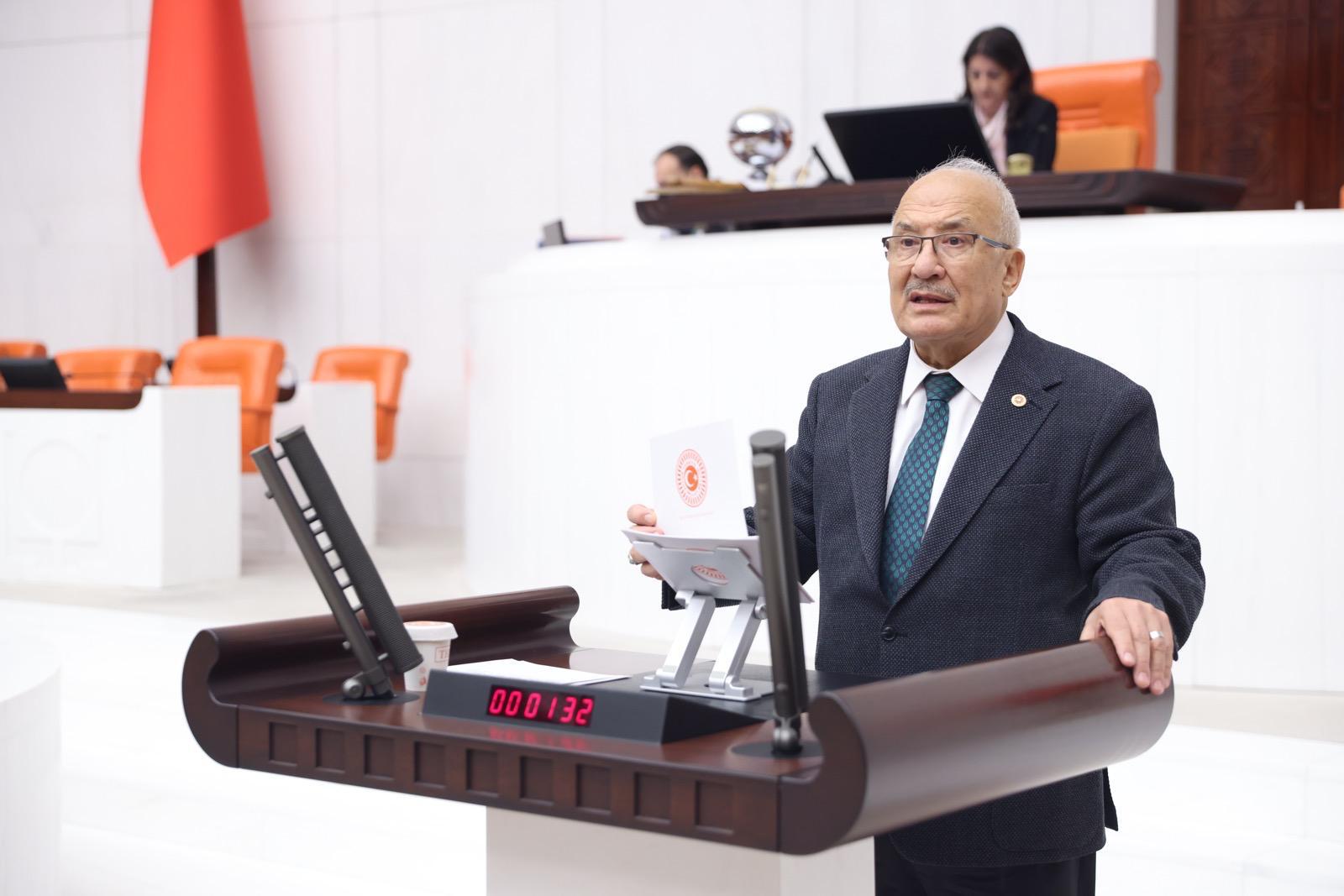 İYİ PARTİ MERSİN MİLLETVEKİLİ BURHANETTİN KOCAMAZ DEPREM BÖLGESİNDE BARINMA HALA BÜYÜK SORUN