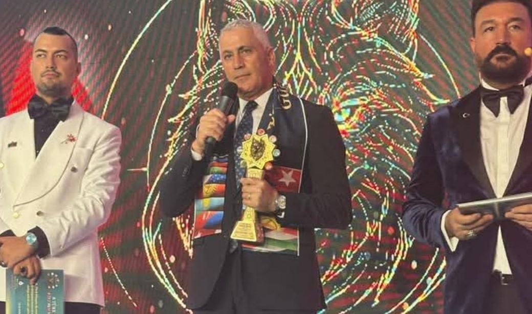 KKTC EKONOMİ VE ENERJİ BAKANI OLGUN AMCAOĞLU'NA TÜRK DÜNYASINDAN ÖDÜL