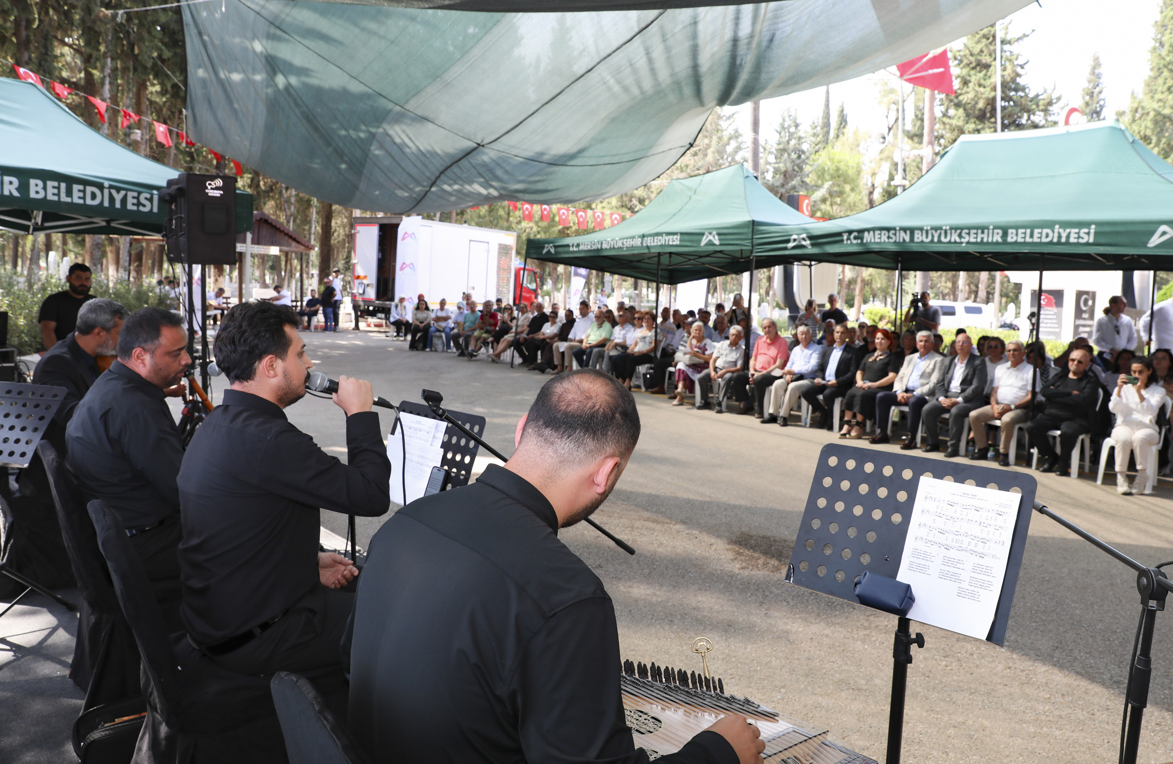 KÜLTÜR MOZAİĞİ KENT MERSİN’DE, ‘DİNLER BULUŞMASI’NDAN BARIŞ VE KARDEŞLİK MESAJLARI YÜKSELDİ