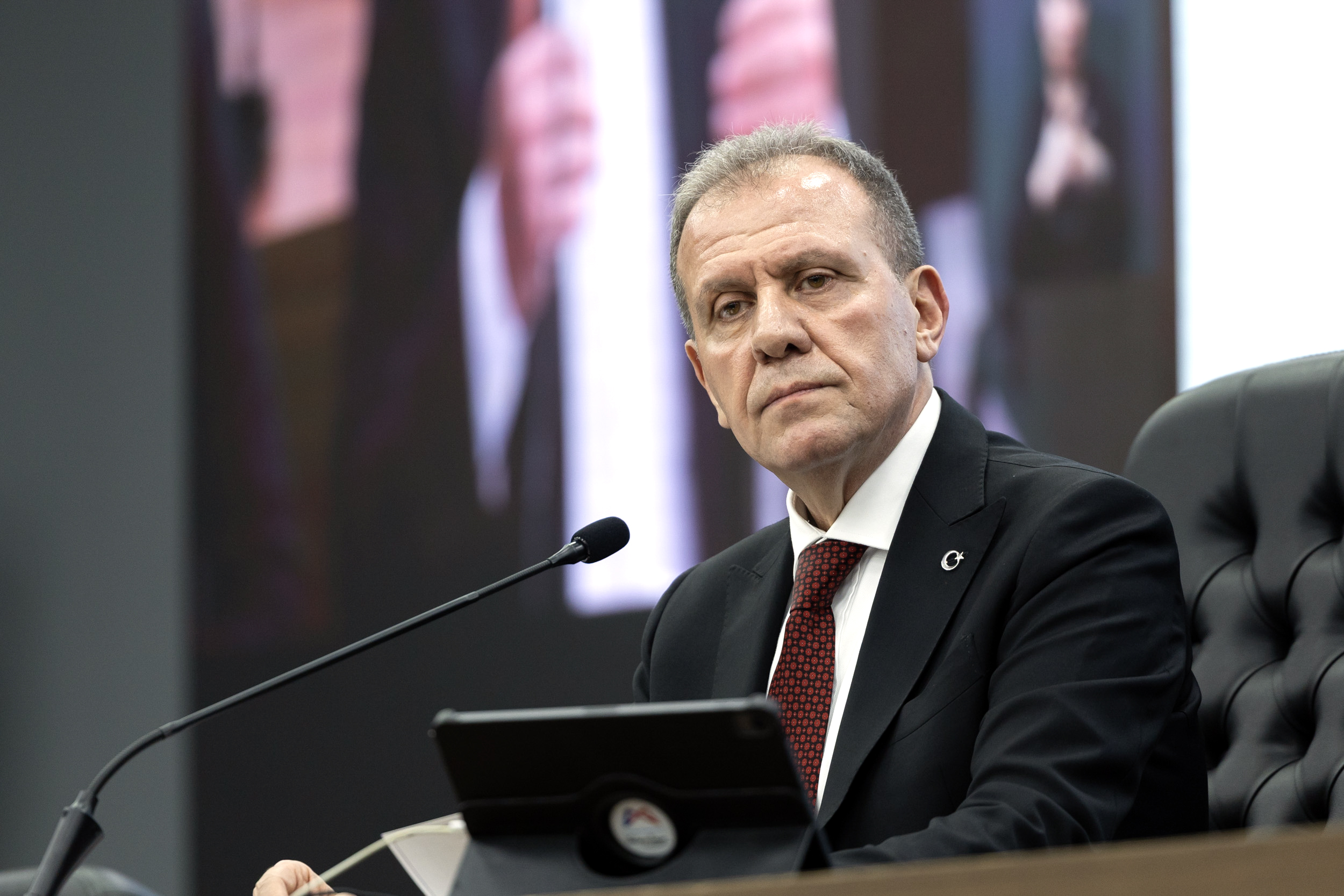 SEÇER: “BURADA MAĞDUR BİZİZ” “DENETİM YETKİSİ TARIM VE ORMAN BAKANLIĞI’NDA”