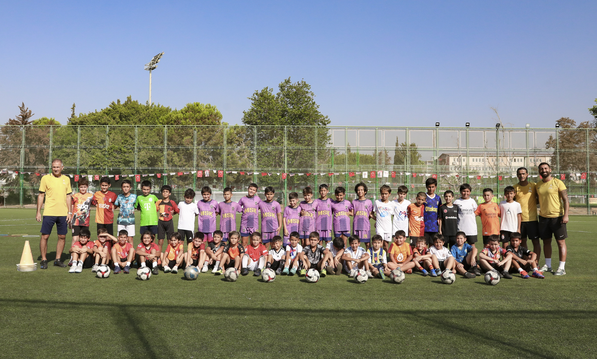 MERSİN BÜYÜKŞEHİR’DEN YIL BOYU ÜCRETSİZ FUTBOL KURSU