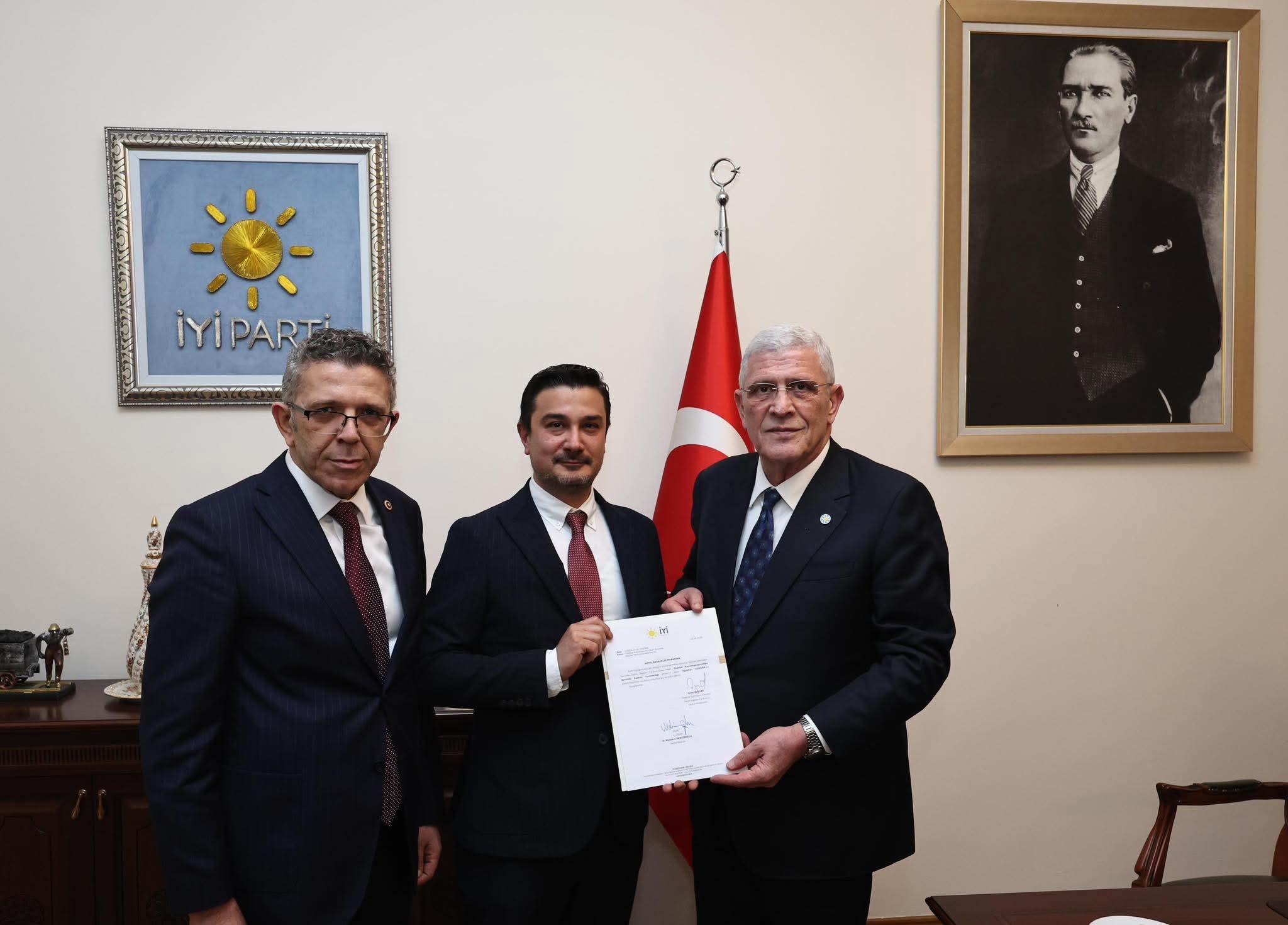 MHP'Lİ OĞUZHAN GÜNGÖR İYİ PARTİ SAFLARINDA