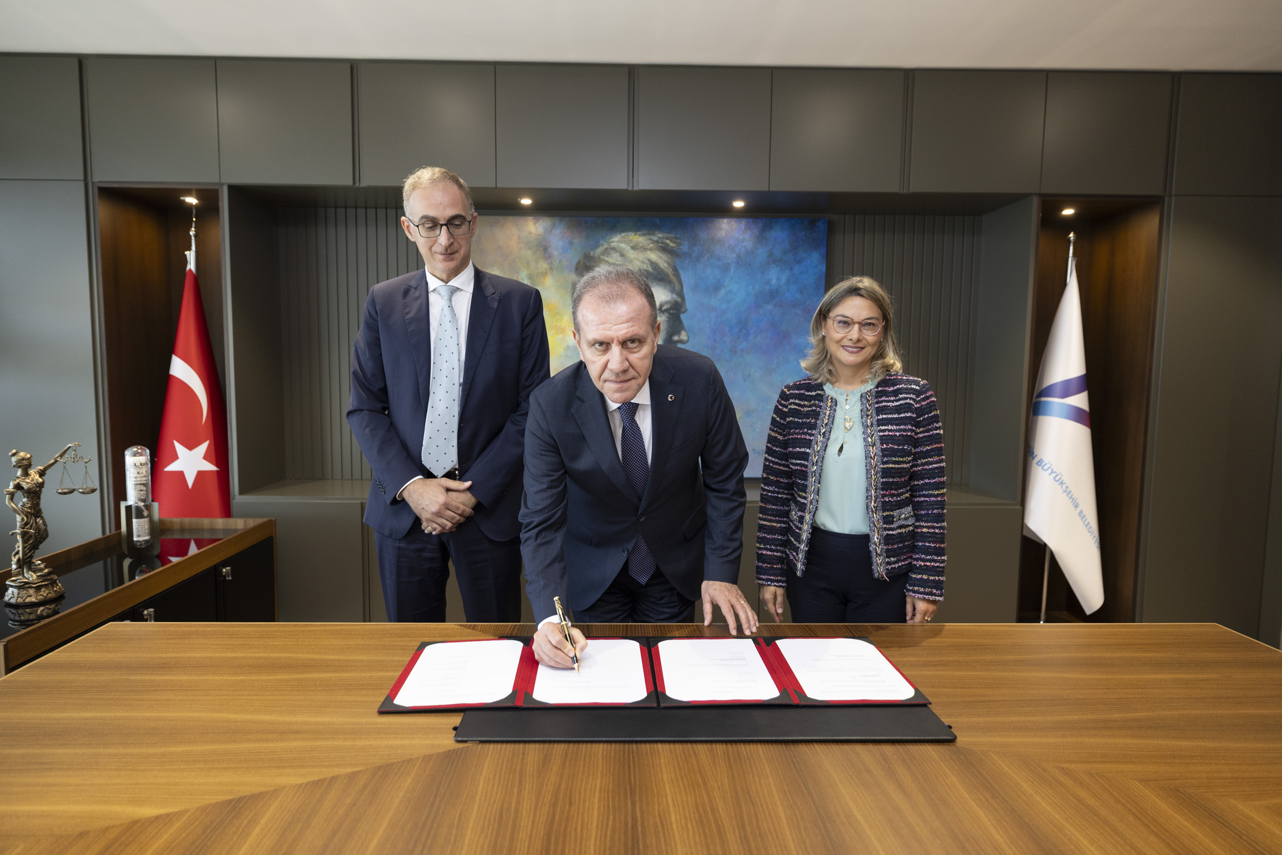 MERSİN ATIKSU YÖNETİMİ VE EKOLOJİK DENGE PROJESİ’ FİNANSMANI İÇİN İMZALAR ATILDI